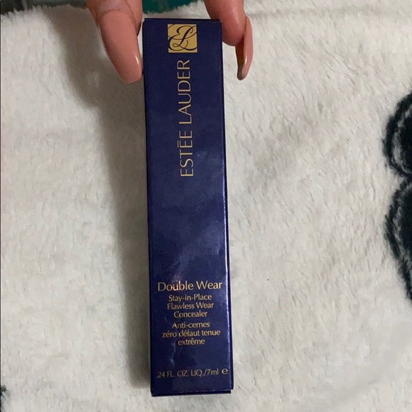 🤩 NEW Estée Lauder Double Wear Concealer🤩 - Picture 3 of 6